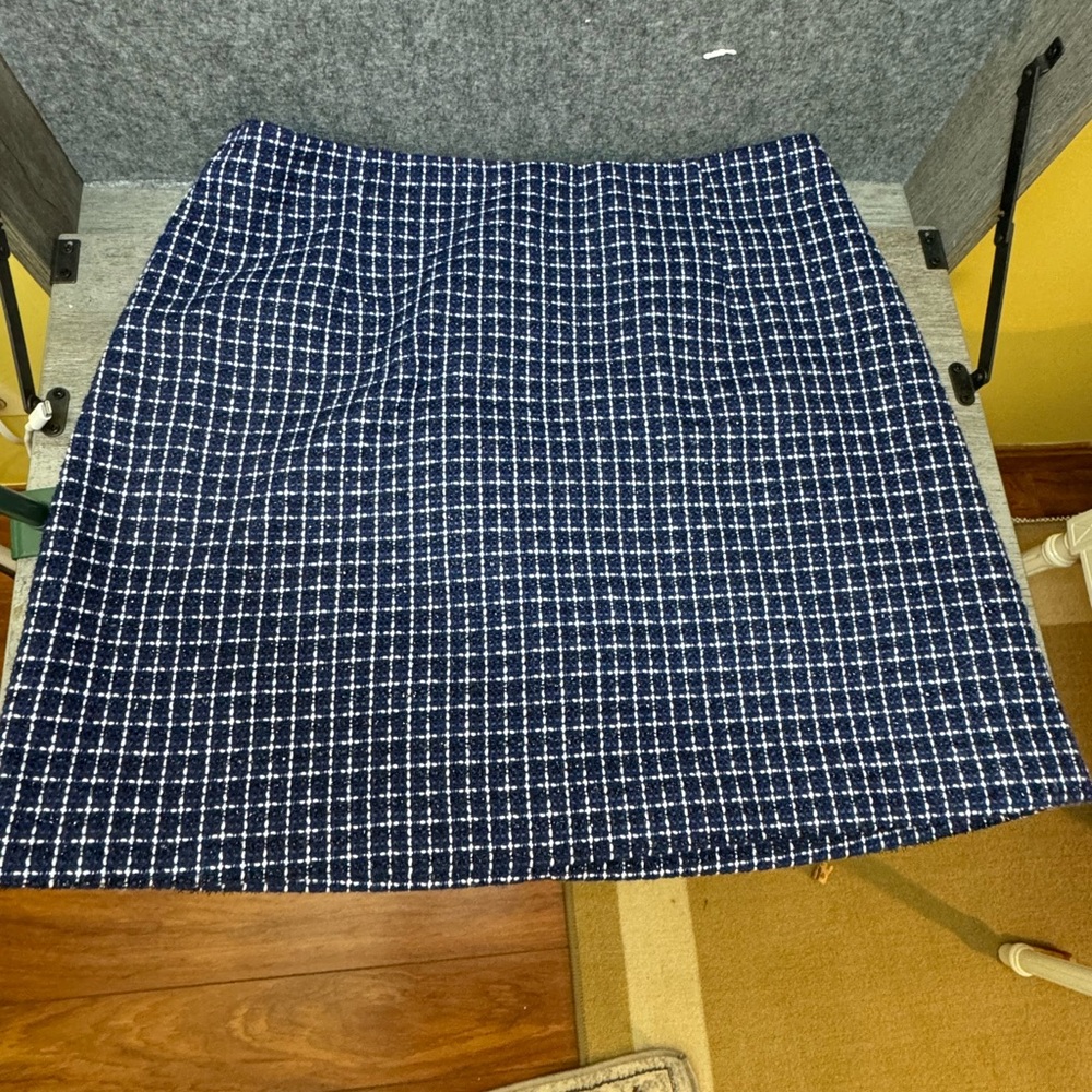 NWT Lilly Pulitzer ADLER MINI SKIRT LOW TIDE NAVY
Fantasy Checkerboard, size 12